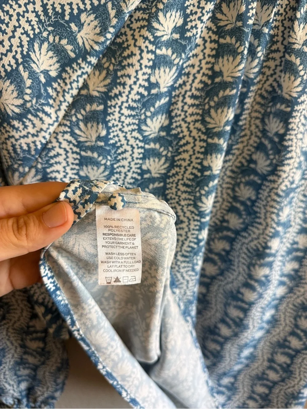 NWOT Hill House Millie Top Blouse Blue & White Mock Neck Coastal Size Large